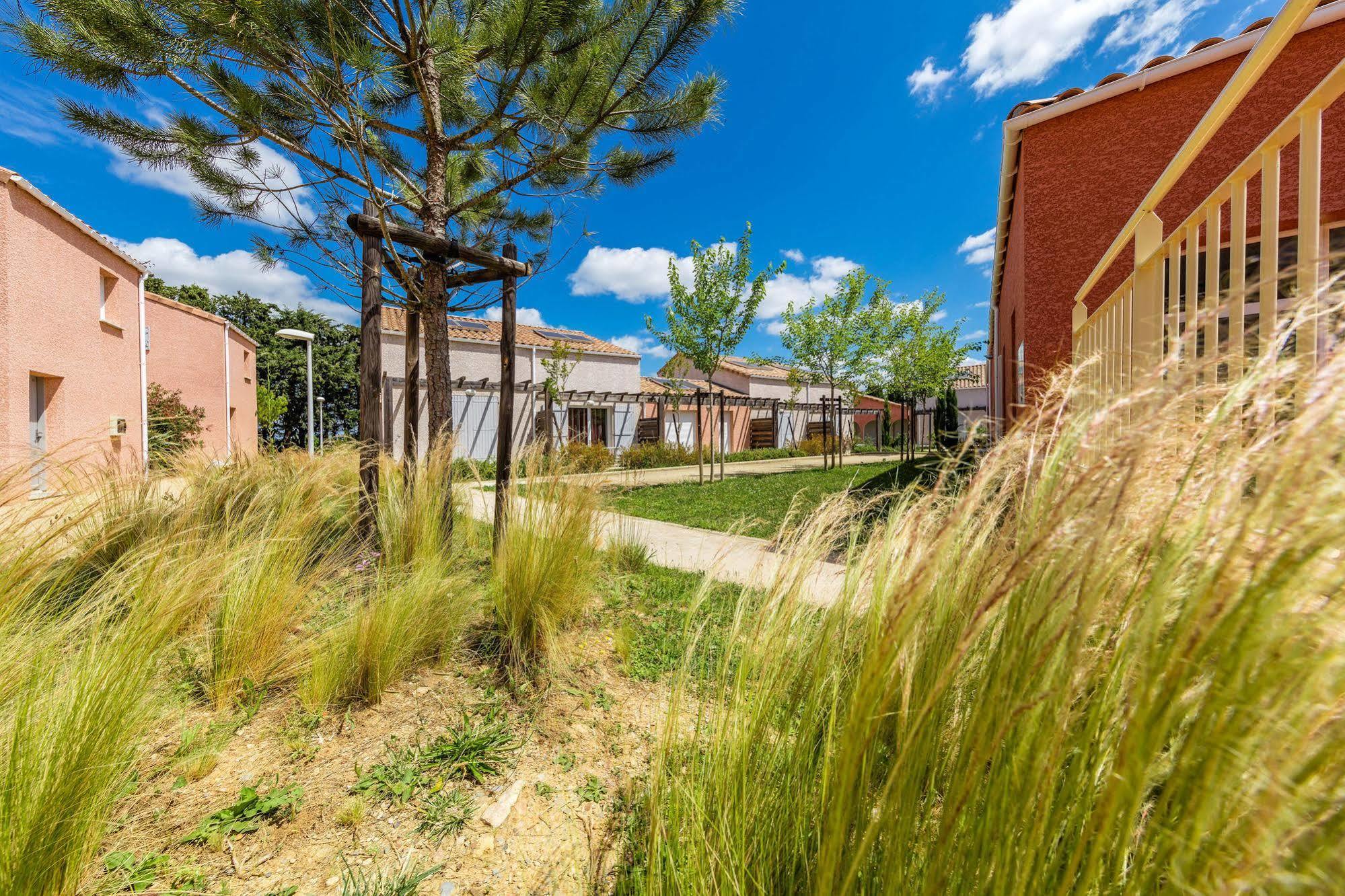 Terres De France - Le Domaine De Bacchus Holiday park